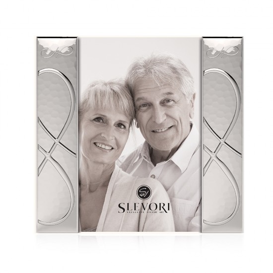 Μοντέρνα κορνίζα με άπειρο