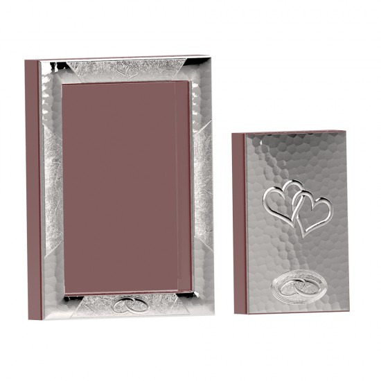 Μοντέρνο σετ Στεφανοθήκης και Πλακέτας με καρδιές